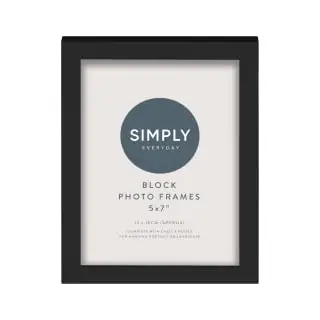 Simply Everyday 5 X 7" Block Frames 3pk - Black 5 Simply Everyday 5 X 7" Block Frames 3pk - Black - Image 3